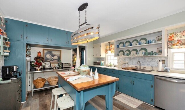 Building Photo - Charming 3 Bedroom, 2 Bathroom Home in Decatur, AL