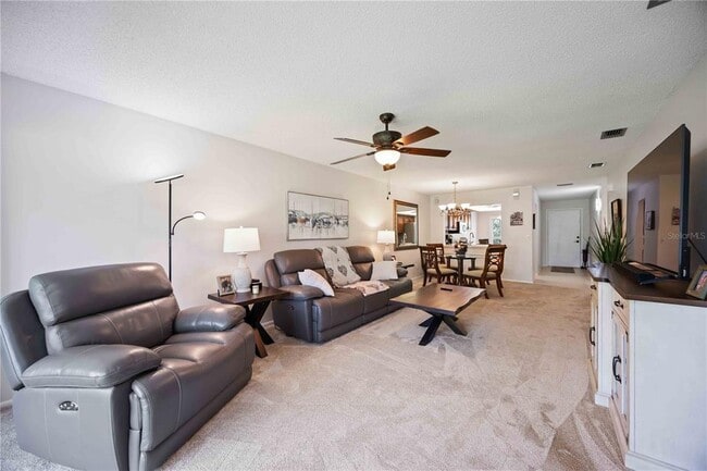 Building Photo - 4321 Longmeadow