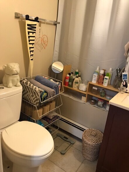 Building Photo - 28 Fleet St