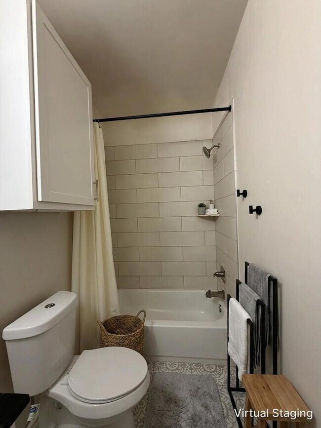 Building Photo - 3 Bed 2 Bath in NW OKC