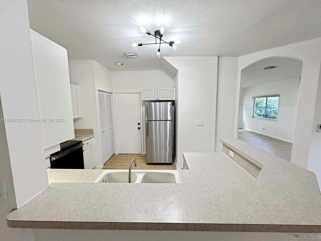 Building Photo - 10341 SW 18th St