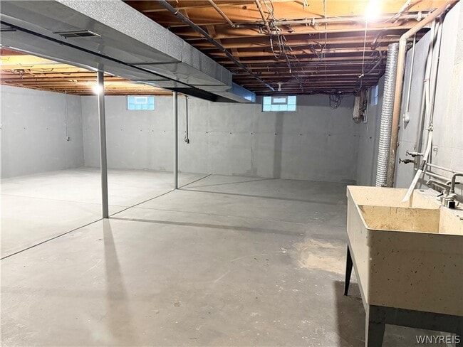 Building Photo - 263 Fruitwood Terrace