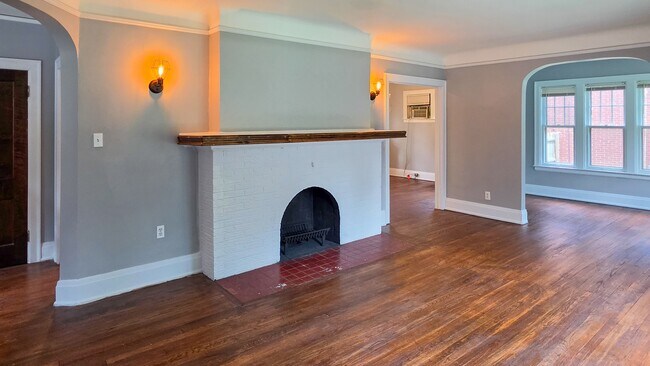 Building Photo - 16715 Edinborough Rd