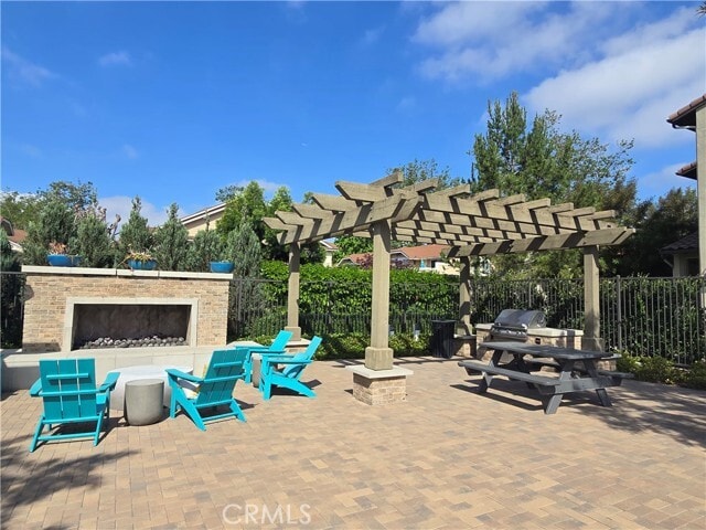 Building Photo - 336 Lantana Dr