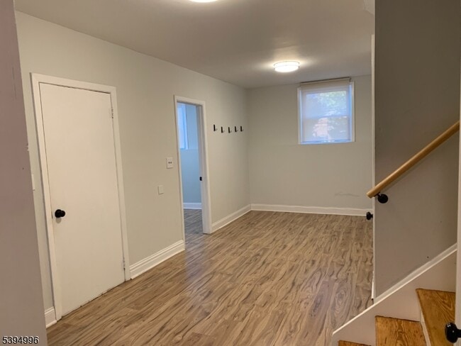 Building Photo - 1072 Springfield Ave