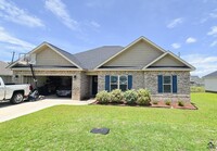 Building Photo - 627 Broderick Cir