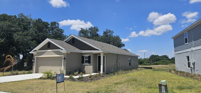 Building Photo - 573 Bell Prairie Cir