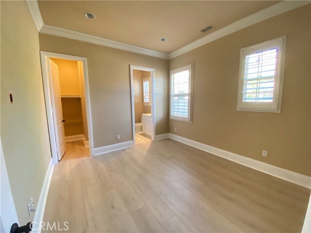 Building Photo - 1328 Acorn Pl