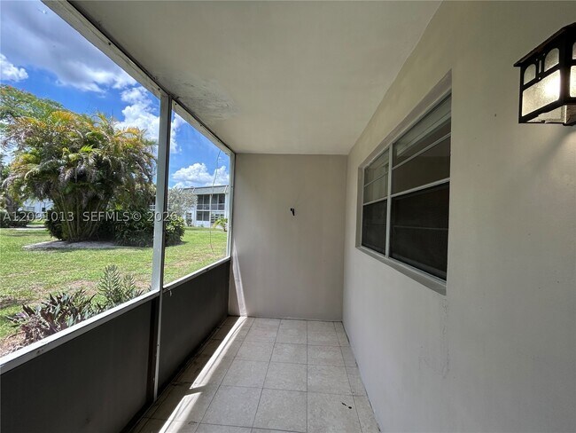 Building Photo - 6505 Winfield Blvd