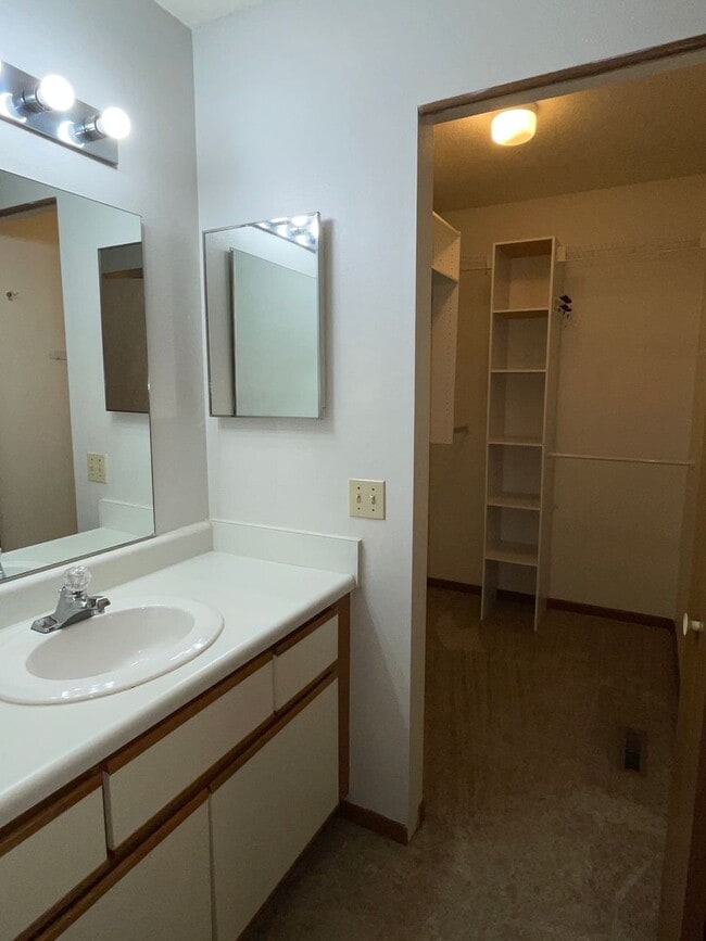Building Photo - * LIMITED-TIME: $750 Move-In Credit * 4 Bedroom, 2 Bath Home for Rent