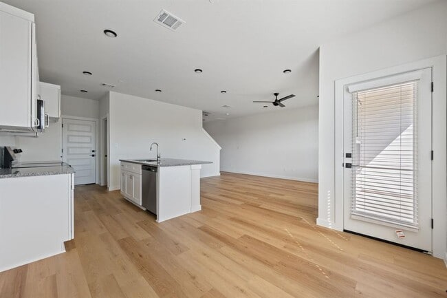 Building Photo - 2600 Gattis School Rd