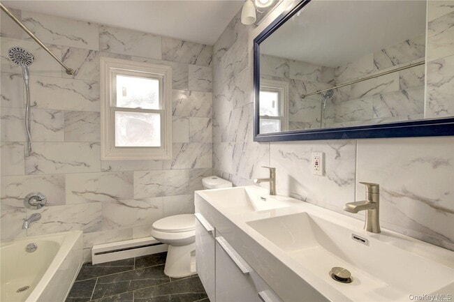 Building Photo - 207 Catherine Ave