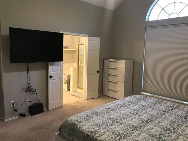 Building Photo - 8410 Stoneview Dr
