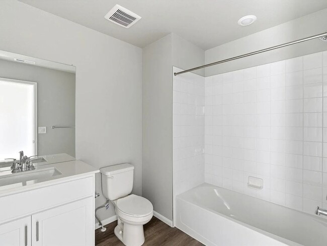 Building Photo - 3 Bedroom 3 Bath Home Available April!!