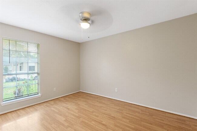 Building Photo - 18067 Garden Manor Dr