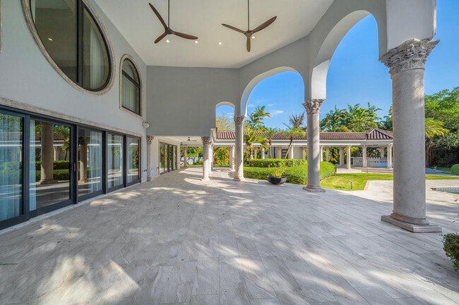 Building Photo - 10270 SW 58th St