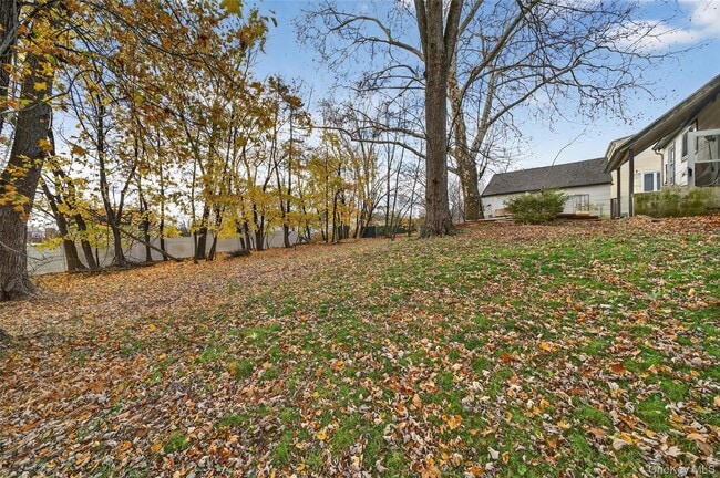 Building Photo - 36 Swezey Pl