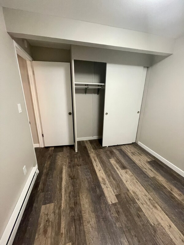 Building Photo - 1215 Queen Anne Ave N