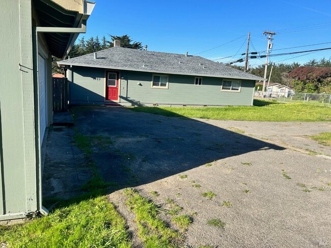 Building Photo - 1989 CA-1