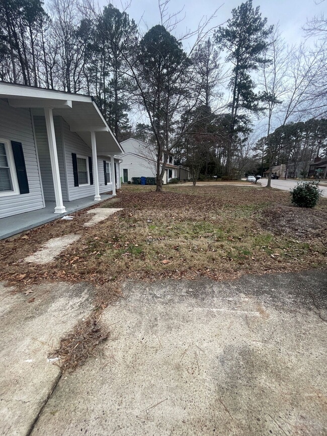 Building Photo - 8029 McGuire Dr