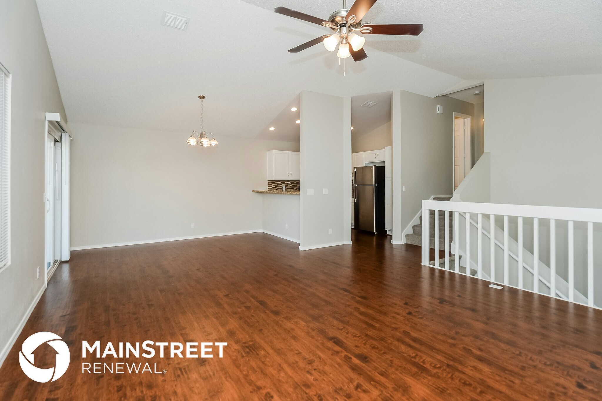 Building Photo - 921 S Val Vista Dr