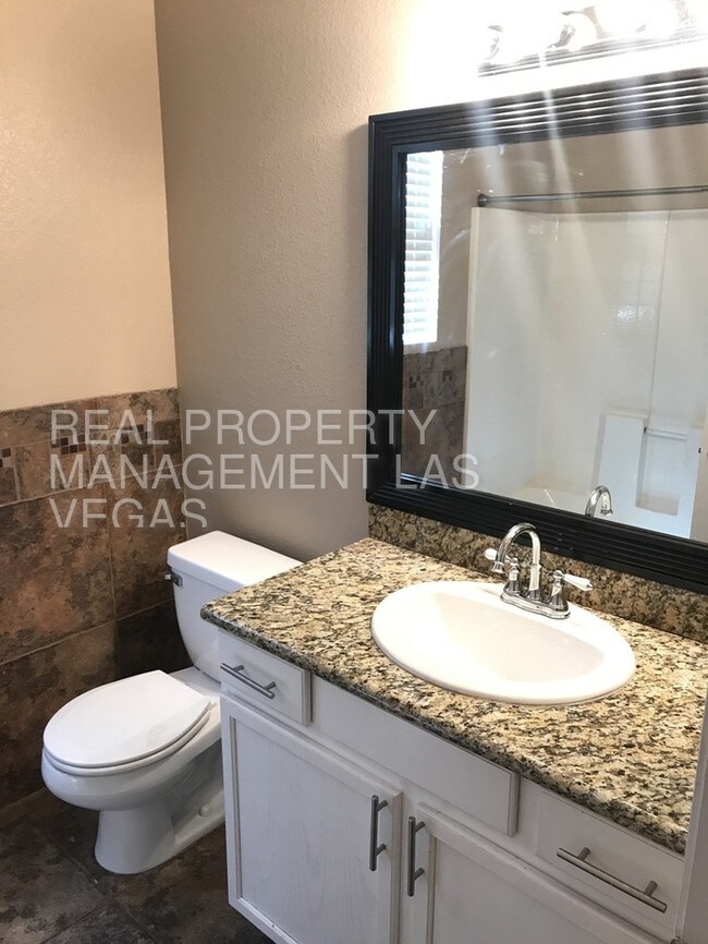 UPGRADED 4BD/3BA! BEAUTIFUL CENTENNIAL HILLS! 6879 Momentos St Las