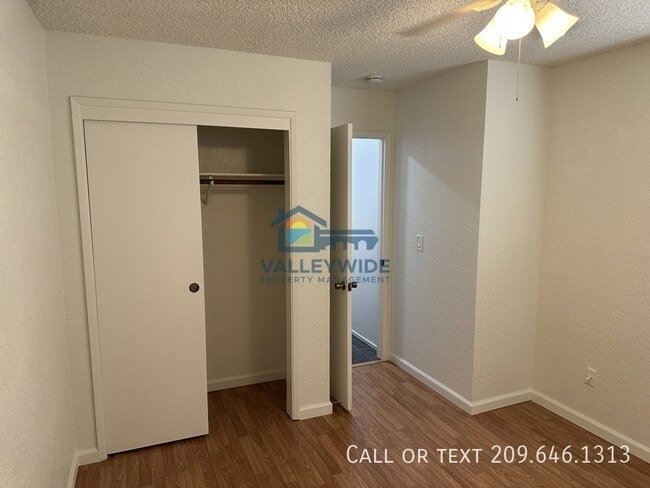 Building Photo - 541 San Vincente Ct