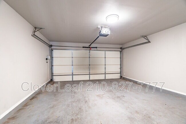 Building Photo - 7343 Lyia Br