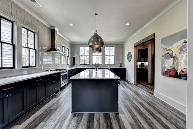 Building Photo - 2555 Brook Run