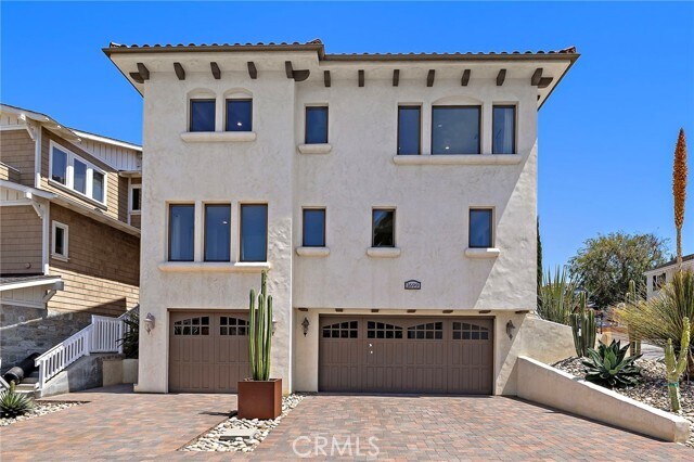 Building Photo - 1699 Calle De Los Alamos