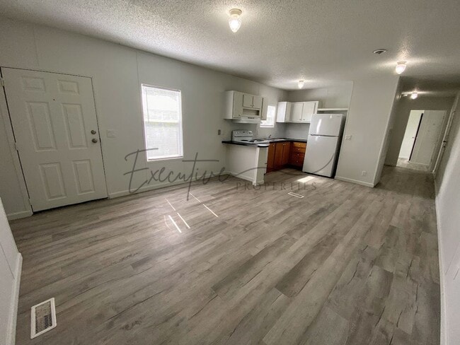 Building Photo - Affordable 3-Bedroom Mobile Home in Sulphur – Central AC & Private Lot