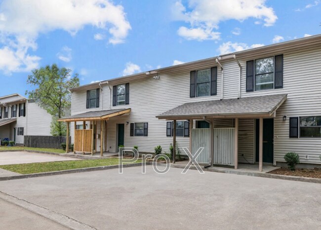 Primary Photo - 1377 E Sequoyah Ct