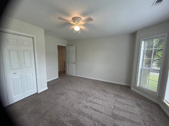 Building Photo - 3BD 2 BA HOME FOR RENT NEXT TO ALGOOD SCHOOLS