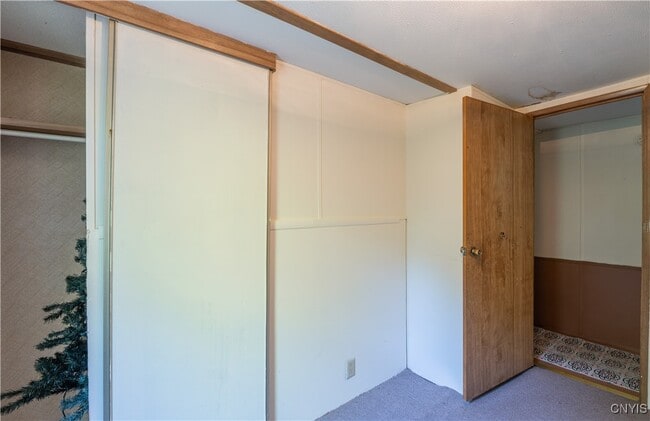 Building Photo - 2223 NY-5S