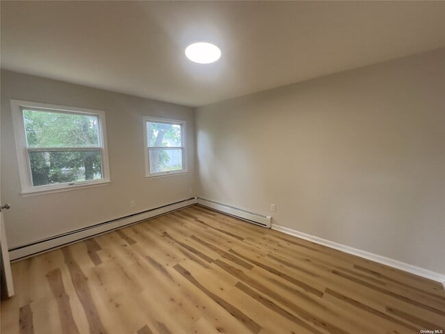 Building Photo - 26 Adams St