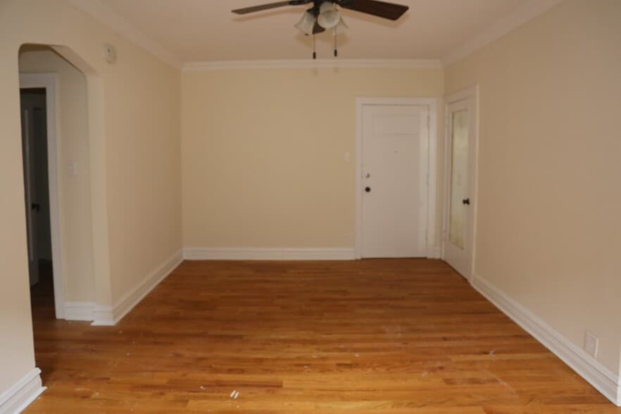 Building Photo - 4725 N Hermitage