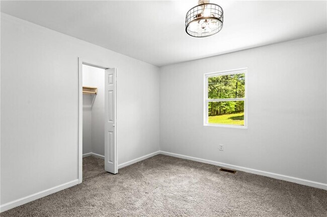 Building Photo - 4739 Cook Rd SW