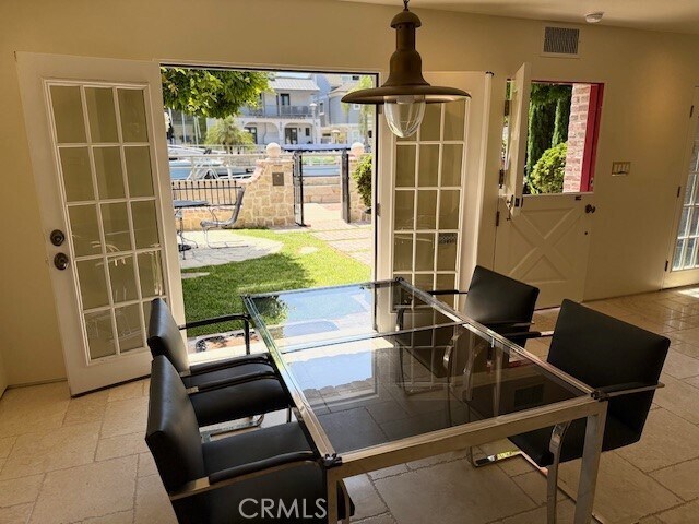 Building Photo - 89 Rivo Alto Canal