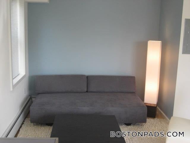 Building Photo - 461 Park Dr