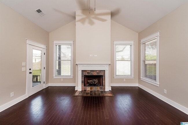 Building Photo - 5083 Brooke's Crossing Blvd