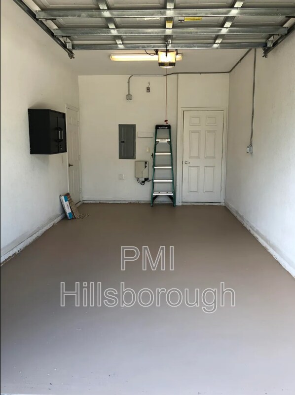 Building Photo - 8213 Bally Money Rd