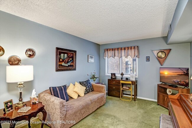 Building Photo - 77 E Water St