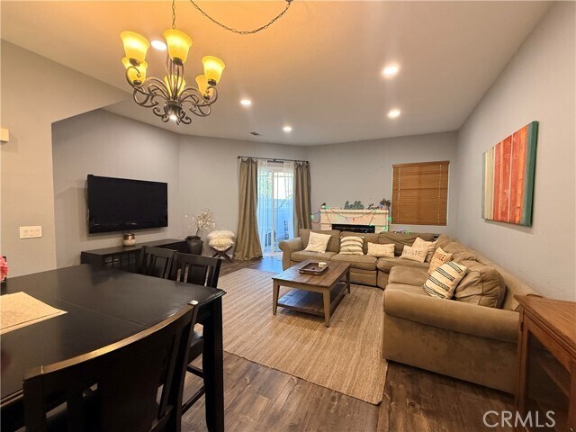 Building Photo - 24337 Val Verde Ct