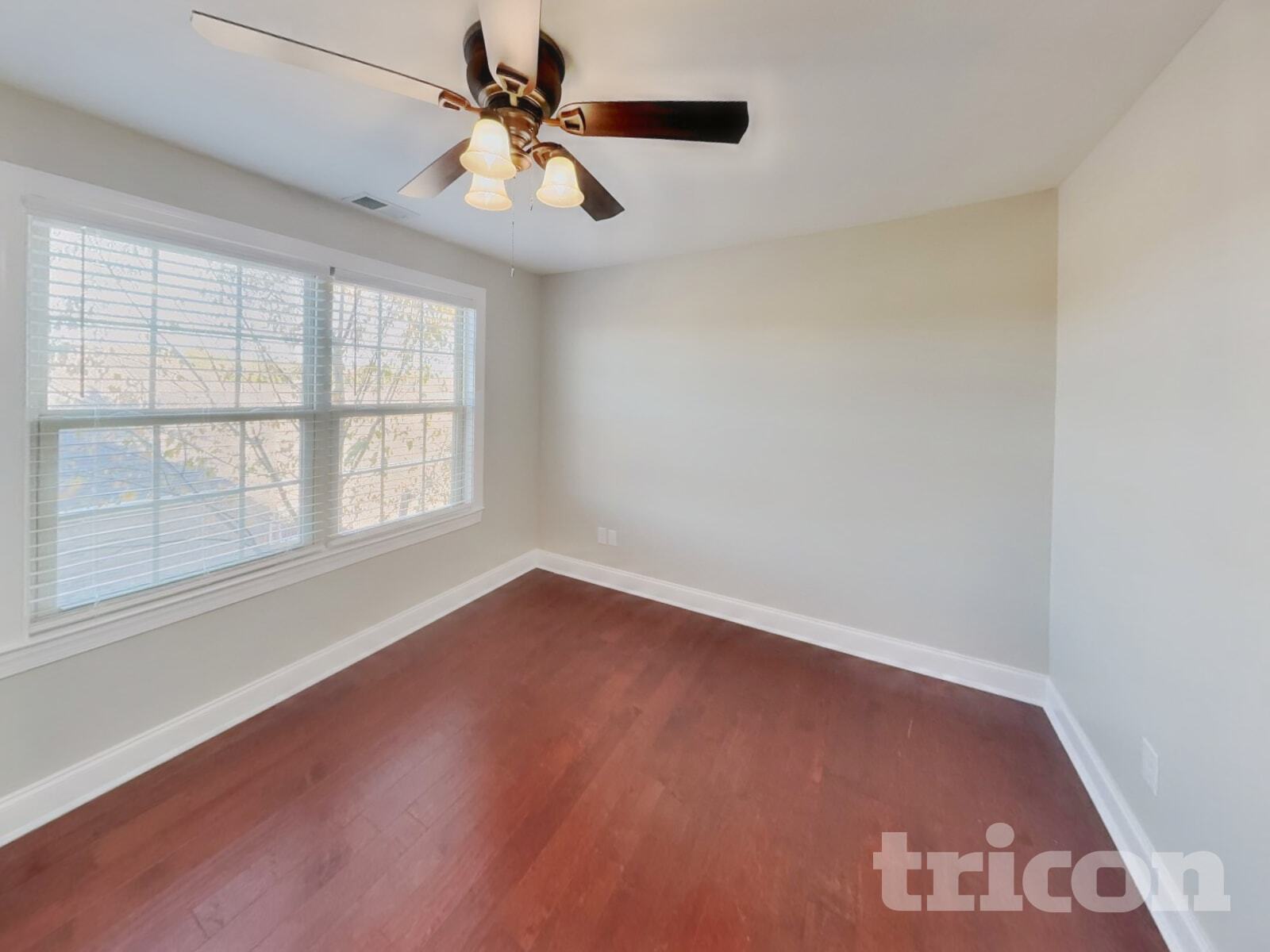 Building Photo - 585 Smoky Mountains Dr