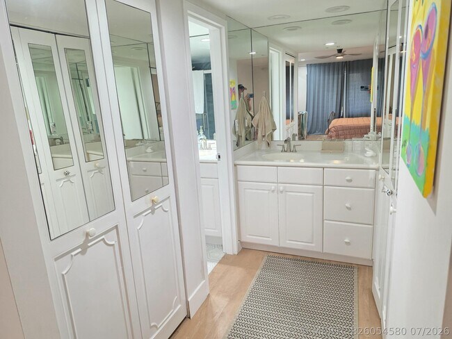Building Photo - 3520 S Ocean Blvd