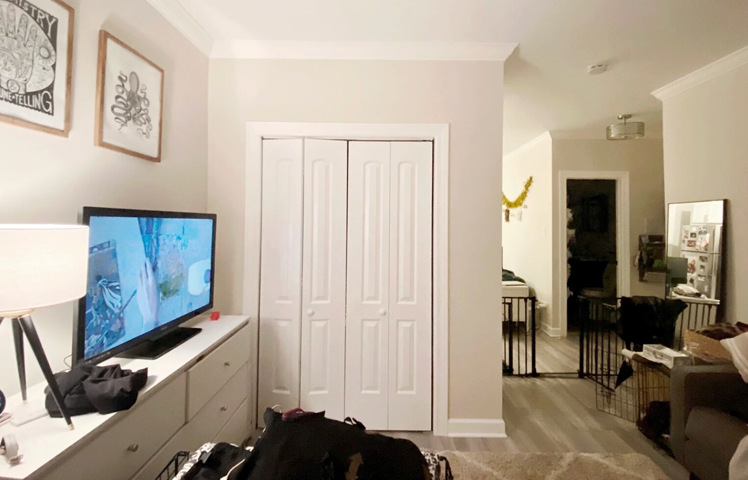 Building Photo - 732 W Roscoe St