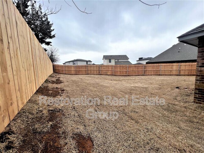 Building Photo - 500 NW 176th St