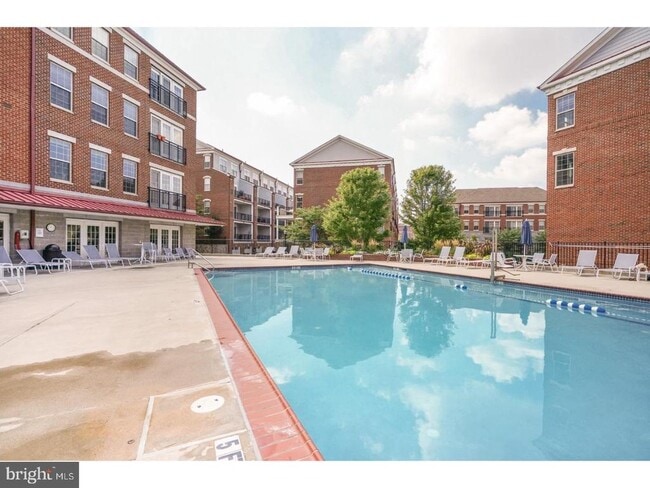 Building Photo - 508 Captains Way