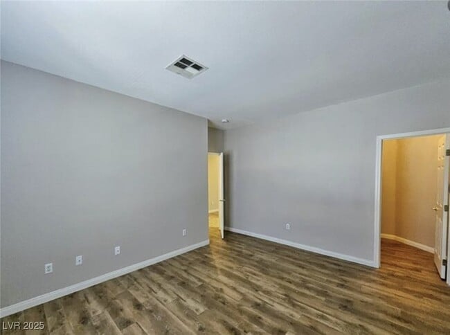 Building Photo - 8917 Waltzing Waters Ct