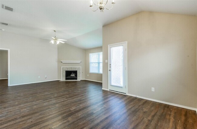 Building Photo - 4849 Carrotwood Dr